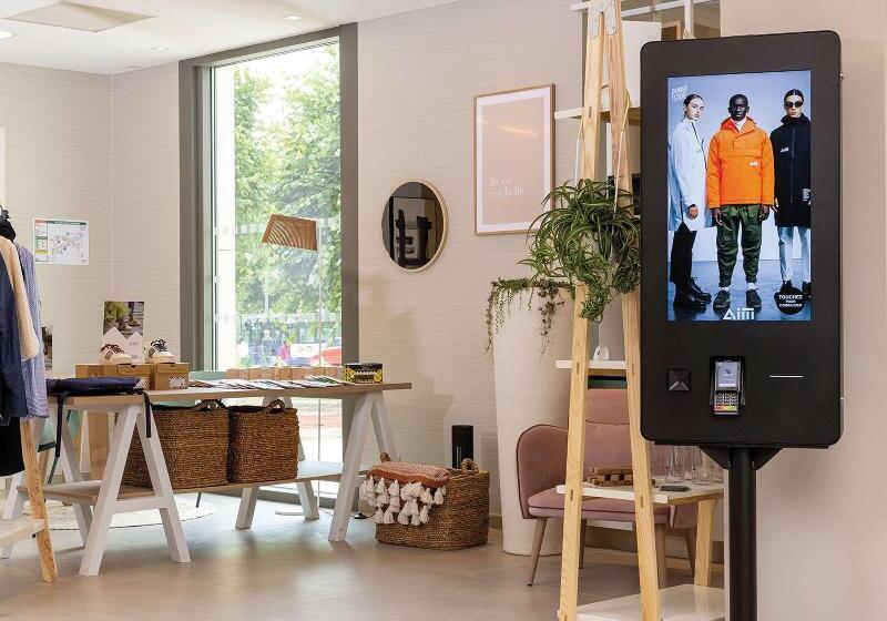 ホテル Hilton Garden Inn Tours Centre