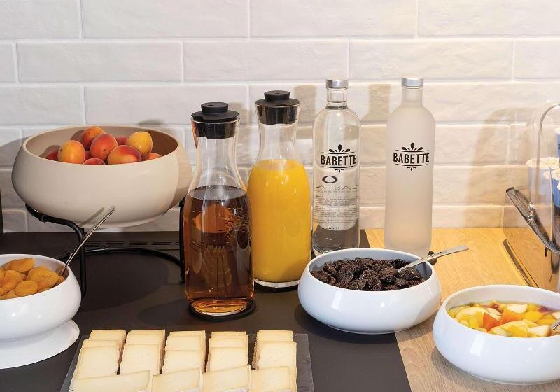 בית מלון כפרי Hilton Garden Inn Tours Centre