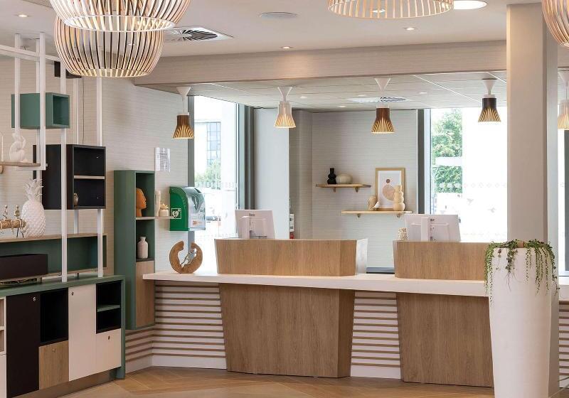 ホテル Hilton Garden Inn Tours Centre