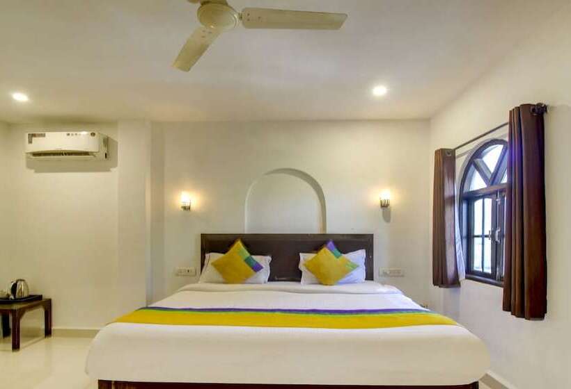 هتل Treebo Trip Lazy Holidays