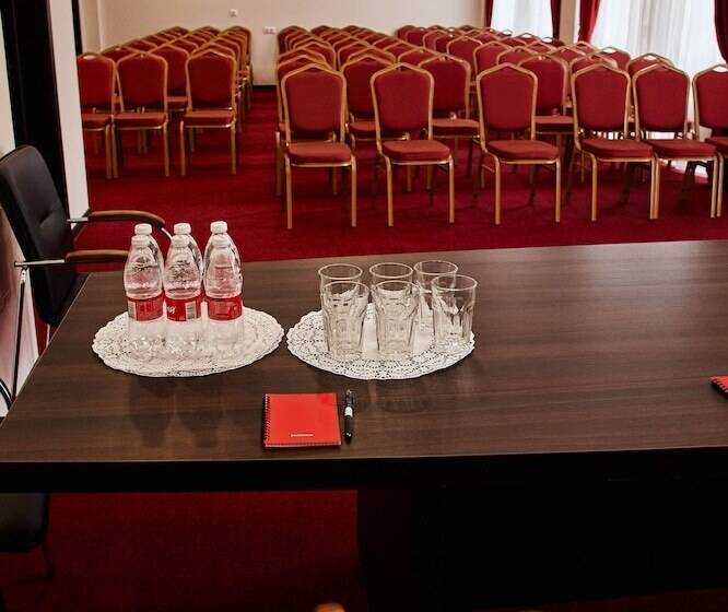 مسافرخانه Melissa