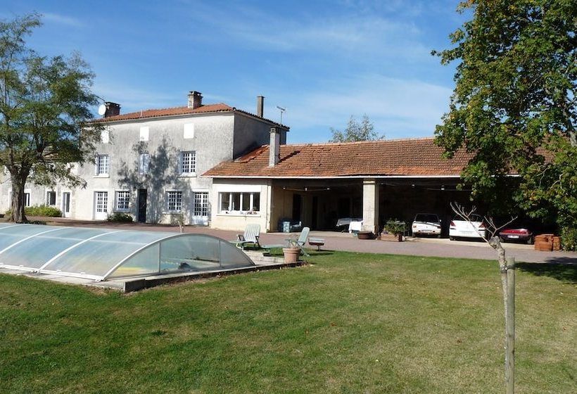 פנסיון Le Relais De Chavagné