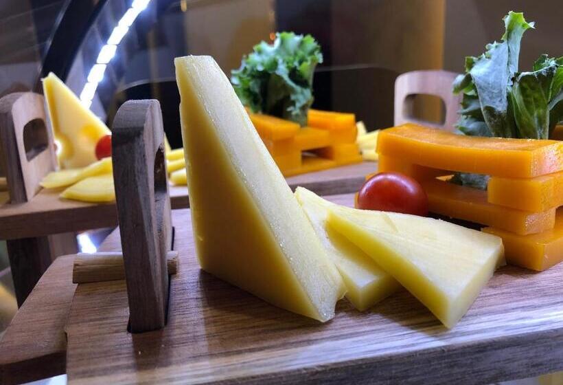 בית מלון כפרי Boulevard Palace