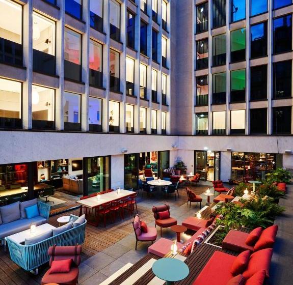 ホテル Citizenm Paris Champselysees