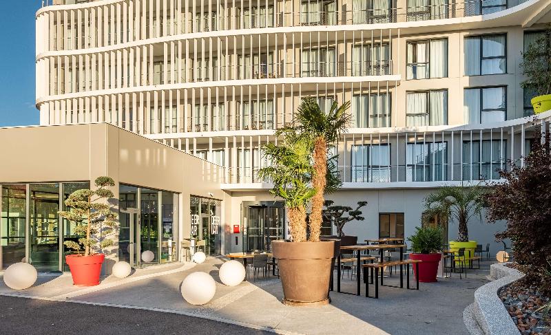 Отель Kyriad Lyon Ouest  Limonest