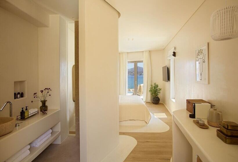 호텔 White Pebble Suites