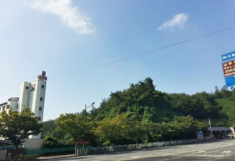 Motel Browndot Hotel Mokpo Gotbawi