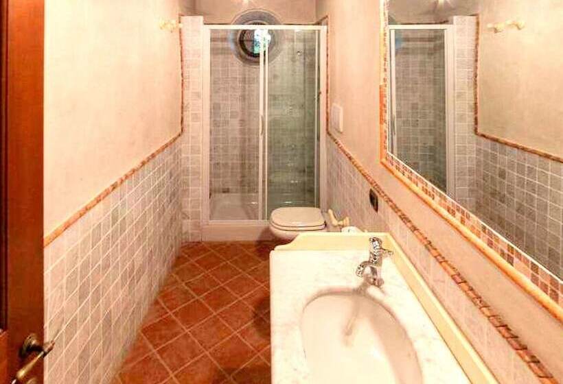 Nice Cottage In Terranuova Bracciolini With Pool