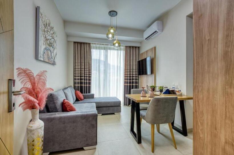 Sapphire Horizon Suites