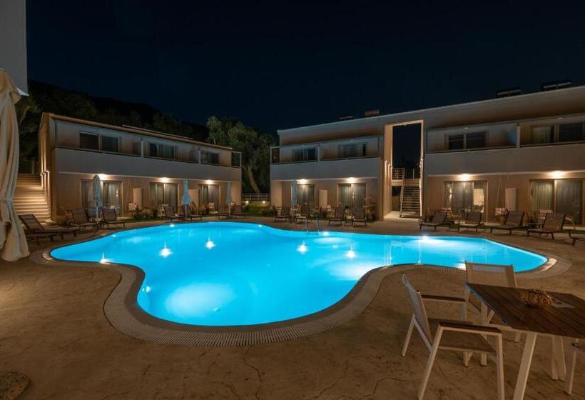 Scarabeo Hotel & Villas Parga