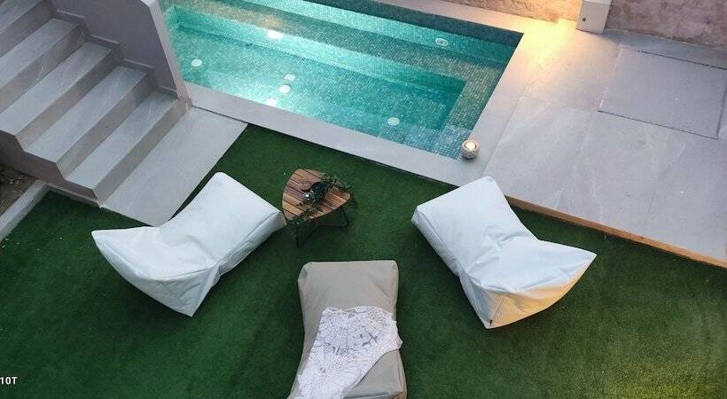 Aegean Breeze Apartments