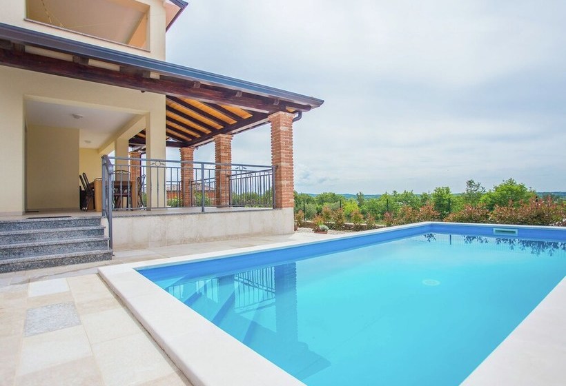 Beautiful And Modern Villa With Private Pool In Village Kastelir In Istria