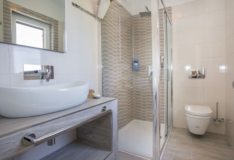 Beautiful Decorated Villa For 8 Persons With Private Pool In A Quiet Location