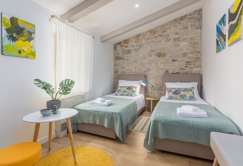 Beautiful Stone Villa With Swimming Pool In Idyllic And Peaceful Surroundings