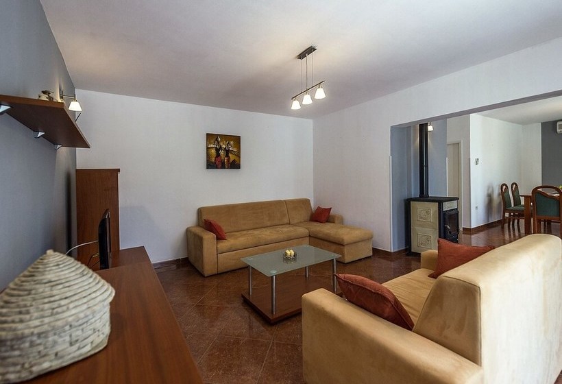 Beautifull Spacious Family Villa With Private Pool, Privacy And Relax Guaranteed