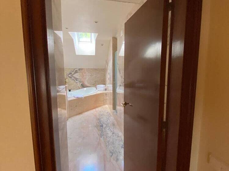 Bed and Breakfast Suite Matadepera