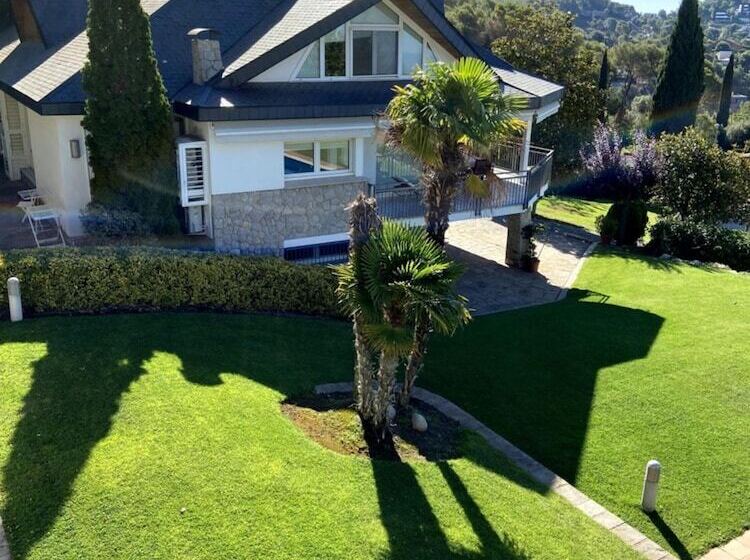 Bed and Breakfast Suite Matadepera