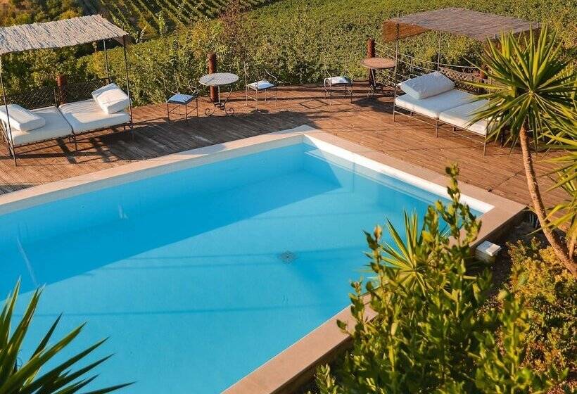 Enticing Apartment In Ascoli Piceno With Swimming Pool