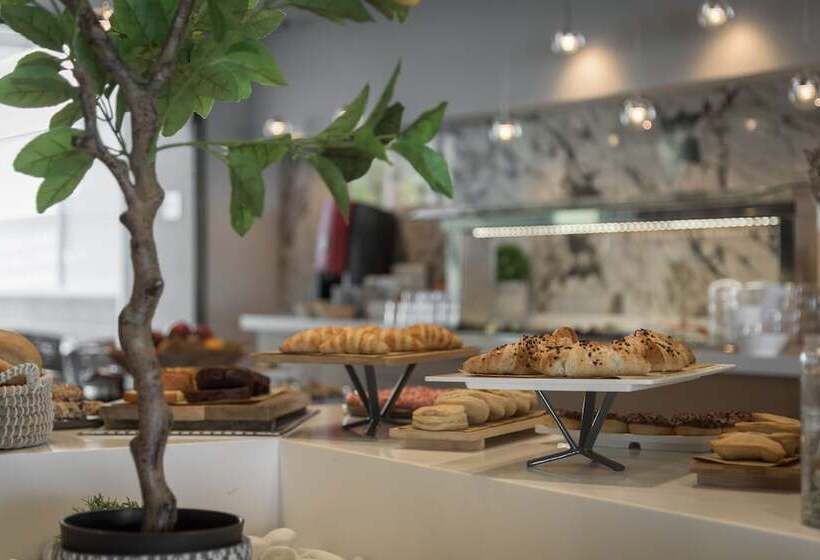 בית מלון כפרי Bio Beach Boutique