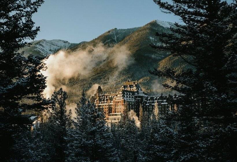 فندق Fairmont Banff Springs Gold Experience