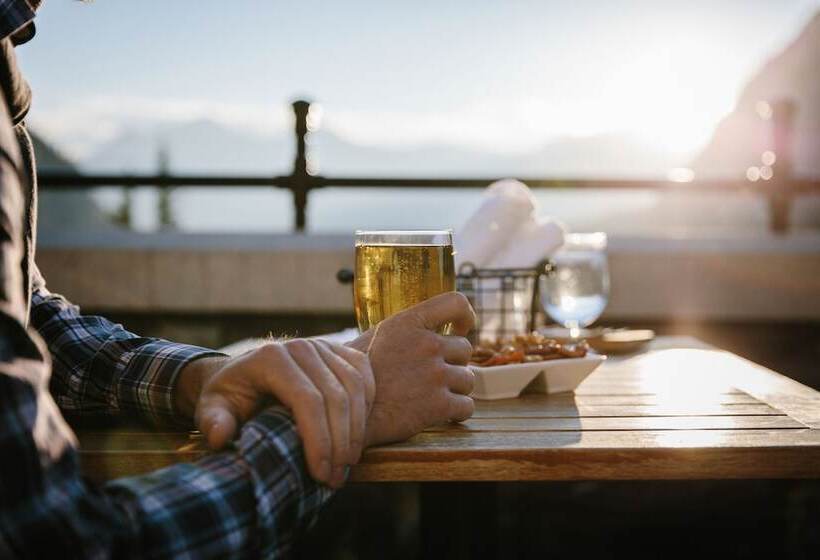 فندق Fairmont Banff Springs Gold Experience