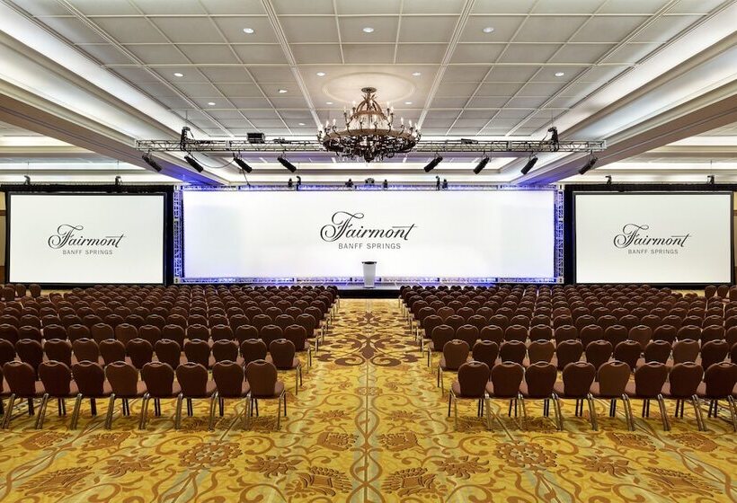 فندق Fairmont Banff Springs Gold Experience