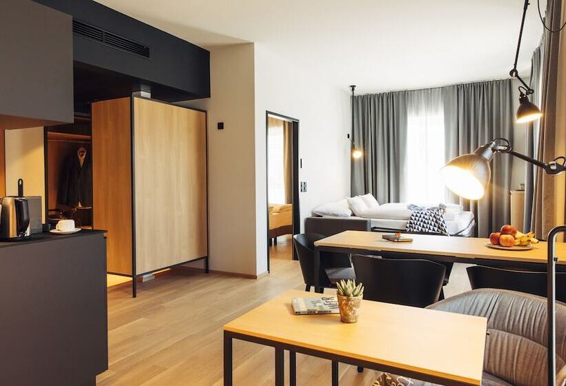 Harry S Home Steyr Hotel & Apartments