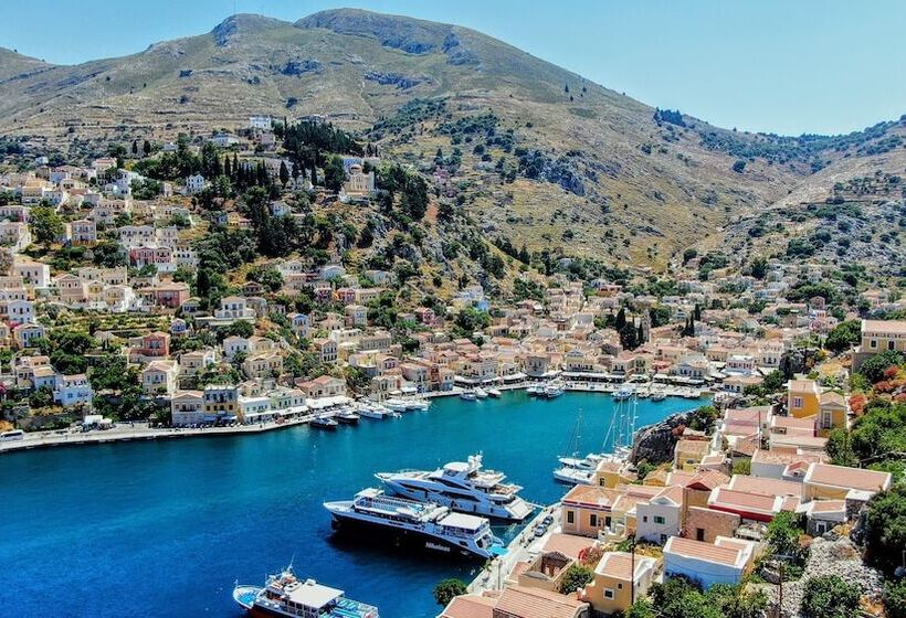 בית מלון כפרי Marikas Deluxe Rooms