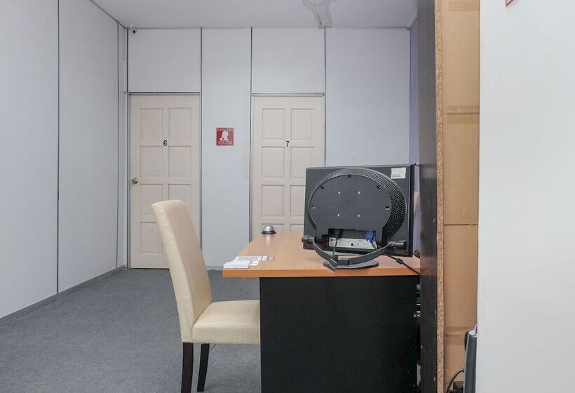 فندق Oyo 90180 Gemilang  Kerteh