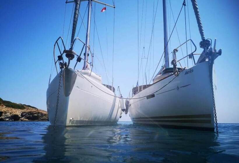 בית מלון כפרי Sailing Yacht By Owner, Holidays To Greek Islands