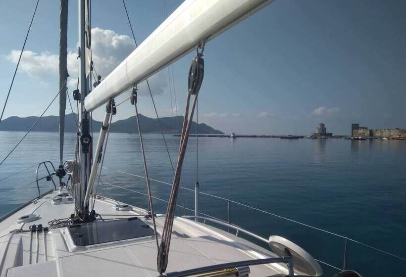 בית מלון כפרי Sailing Yacht By Owner, Holidays To Greek Islands