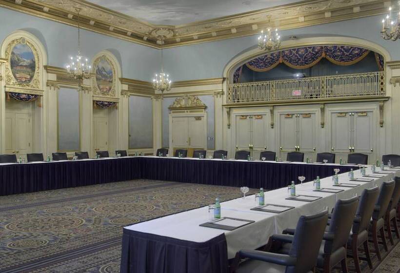 בית מלון כפרי The Fairmont Palliser Gold Experience