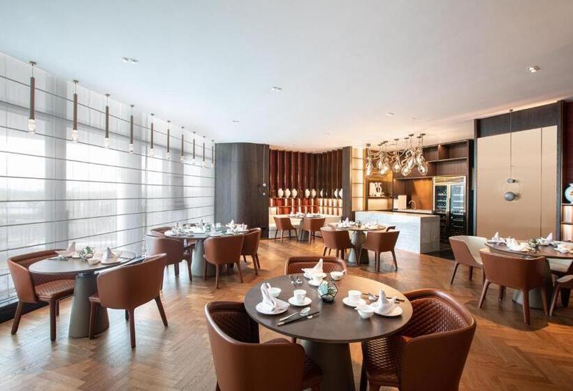 هتل Wyndham Garden Nanjing Airport