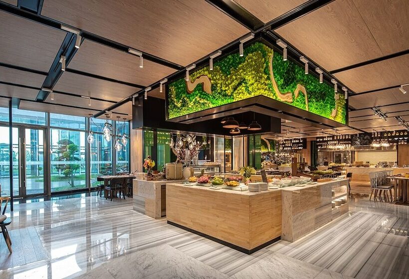 هتل Wyndham Garden Nanjing Airport