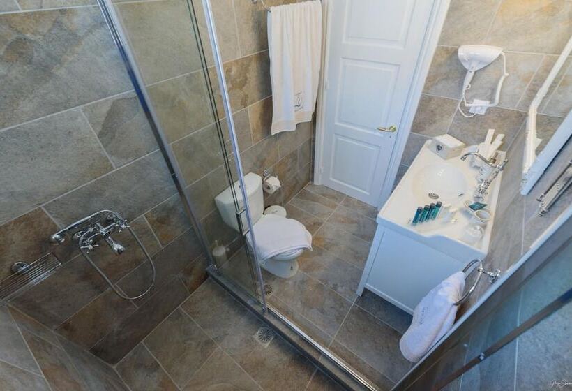 Orloff Legacy Suites Hydra