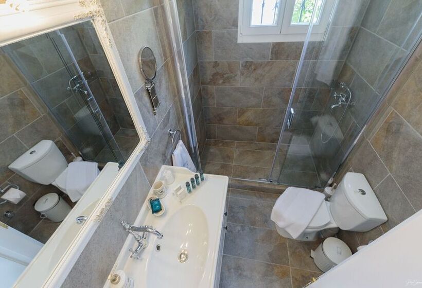 Orloff Legacy Suites Hydra