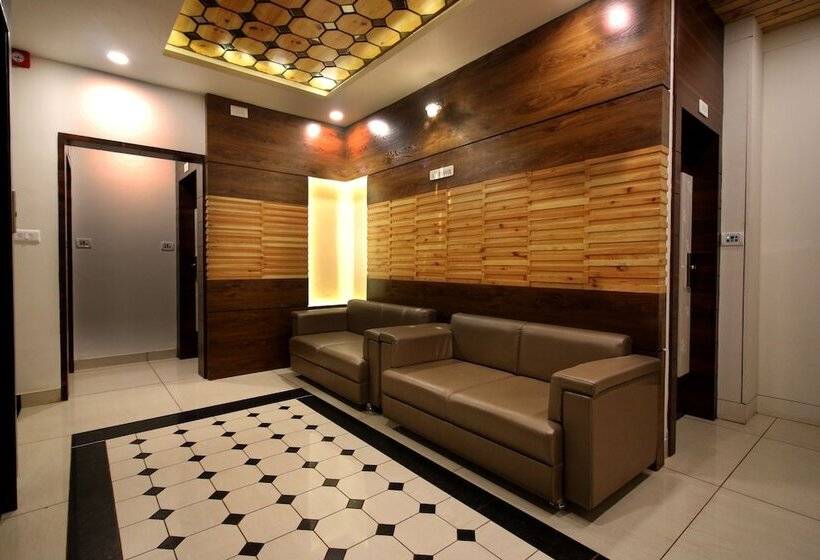 פנסיון Midtown