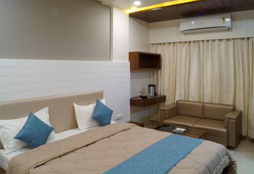 פנסיון Midtown