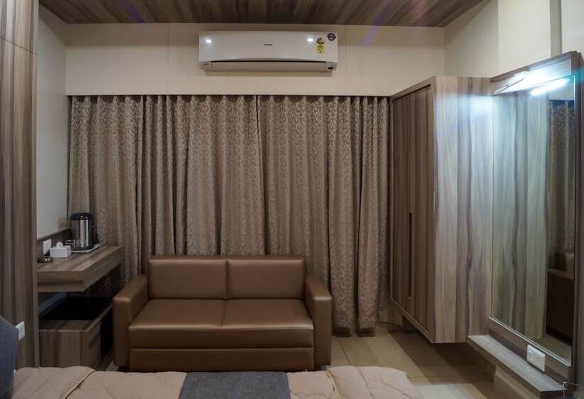 פנסיון Midtown