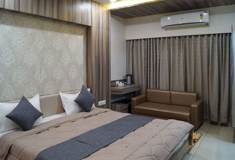 פנסיון Midtown