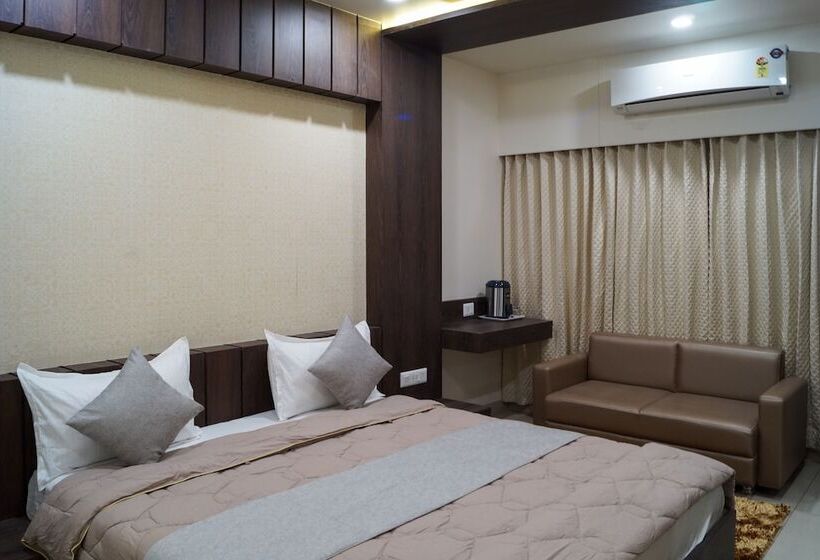 פנסיון Midtown