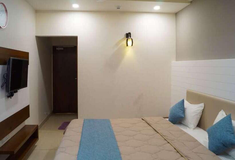 פנסיון Midtown