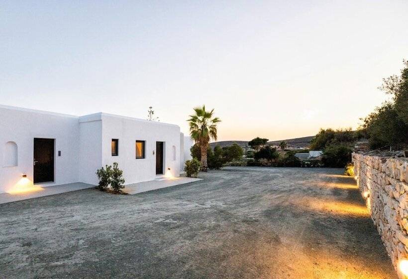 膳宿费 Omilos Beachfront House