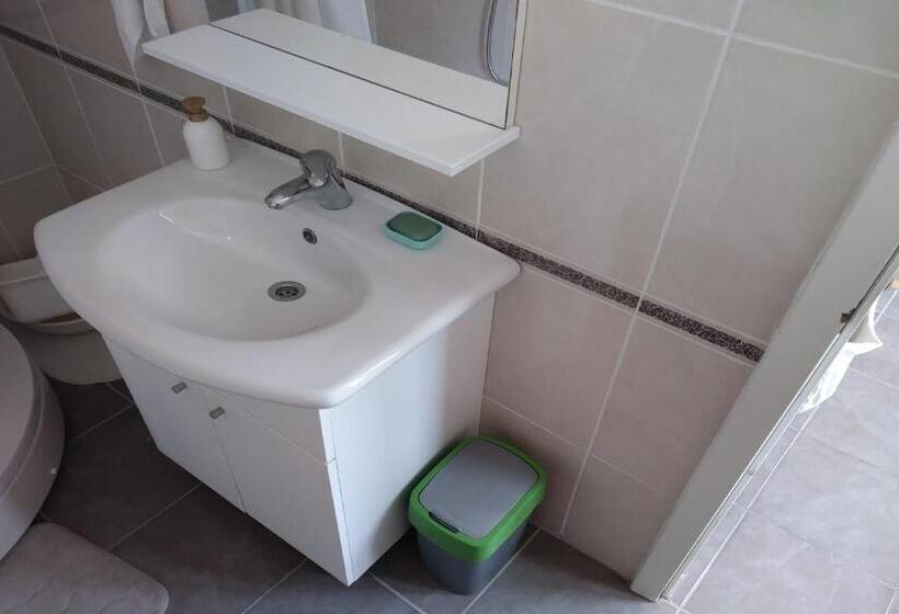 펜션 Rooms Brezak Lastovo