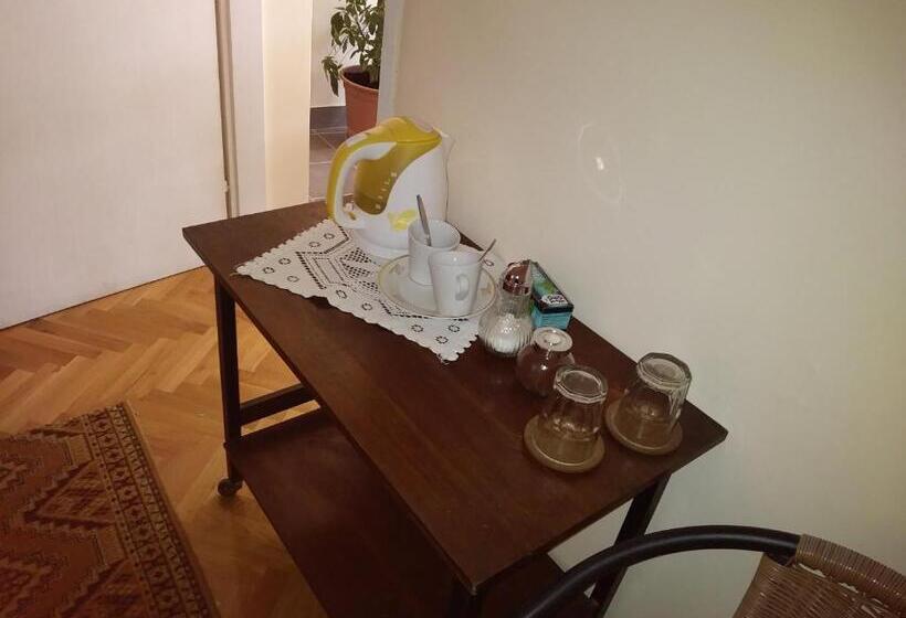 펜션 Rooms Brezak Lastovo