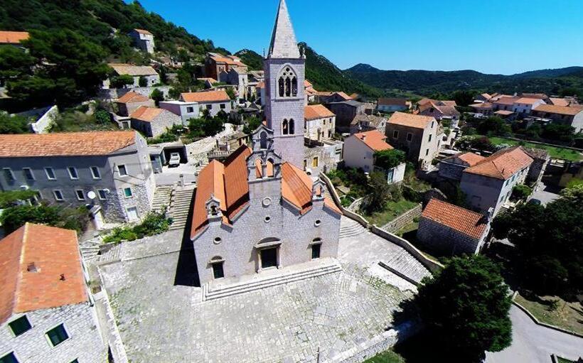 펜션 Rooms Brezak Lastovo