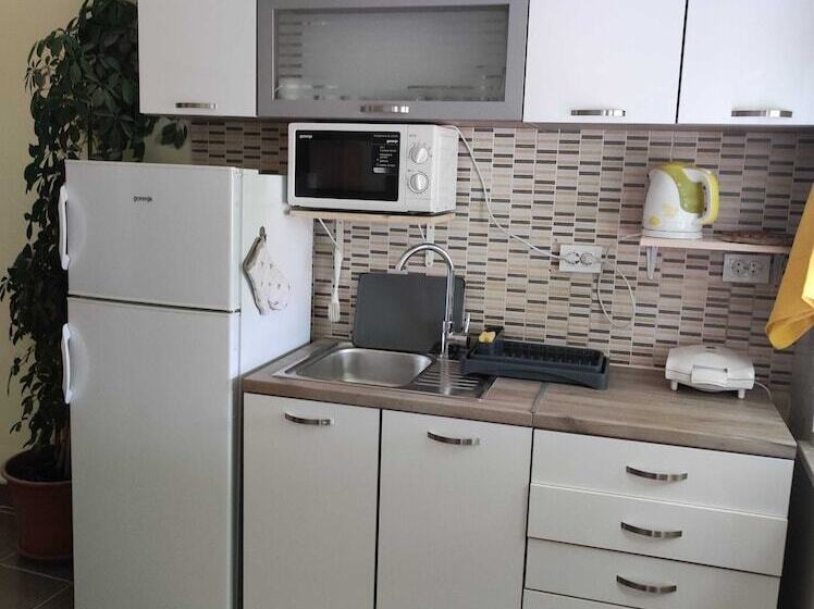 펜션 Rooms Brezak Lastovo