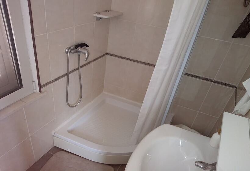 펜션 Rooms Brezak Lastovo