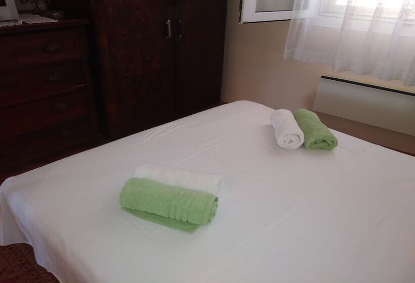 펜션 Rooms Brezak Lastovo