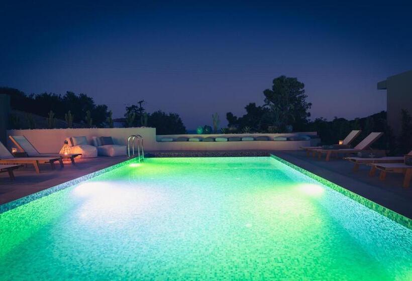 Pignolia Suites   Adults Only